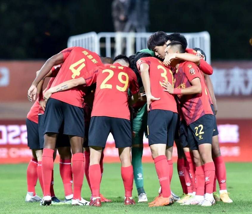 山东队士气高涨，乘胜追击向前推进联赛排名的简单介绍