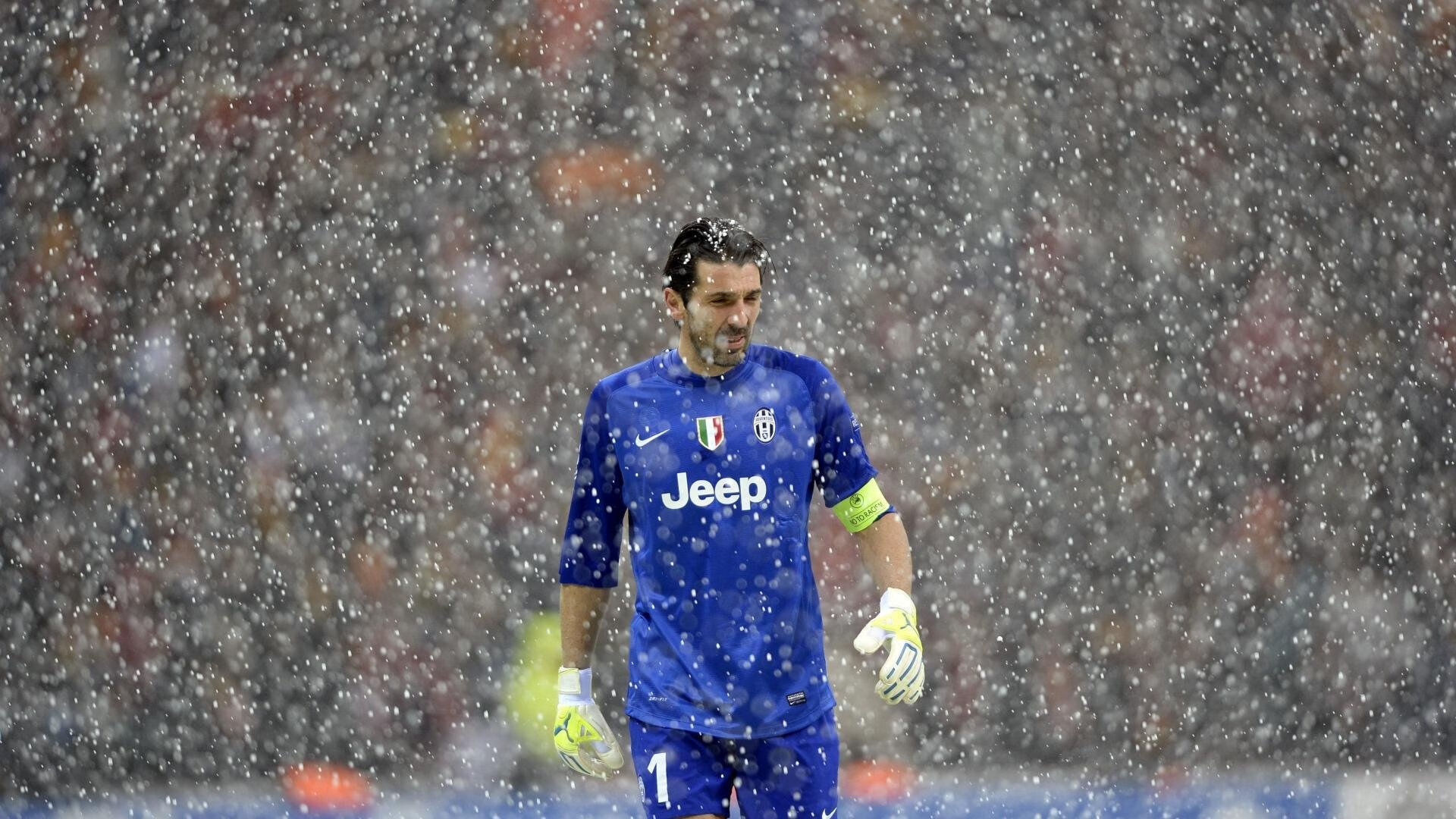 网球赛场焦点！澳大利亚队对阵德国队，战况跌宕起伏，悬念直到终场